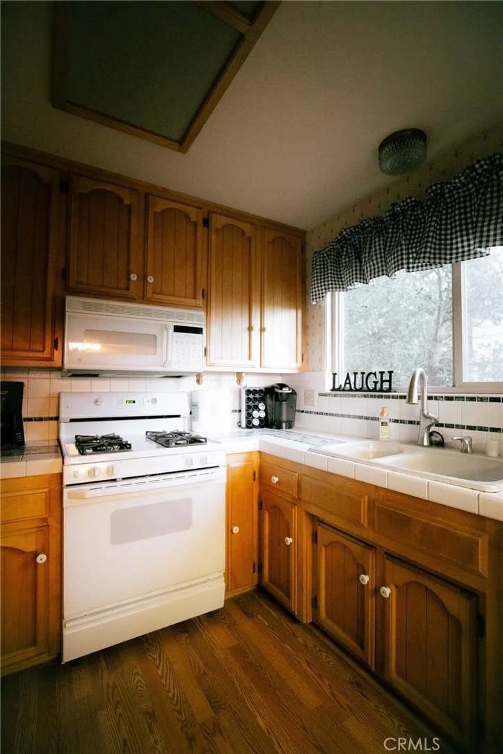 Photo of 1239 Yosemite