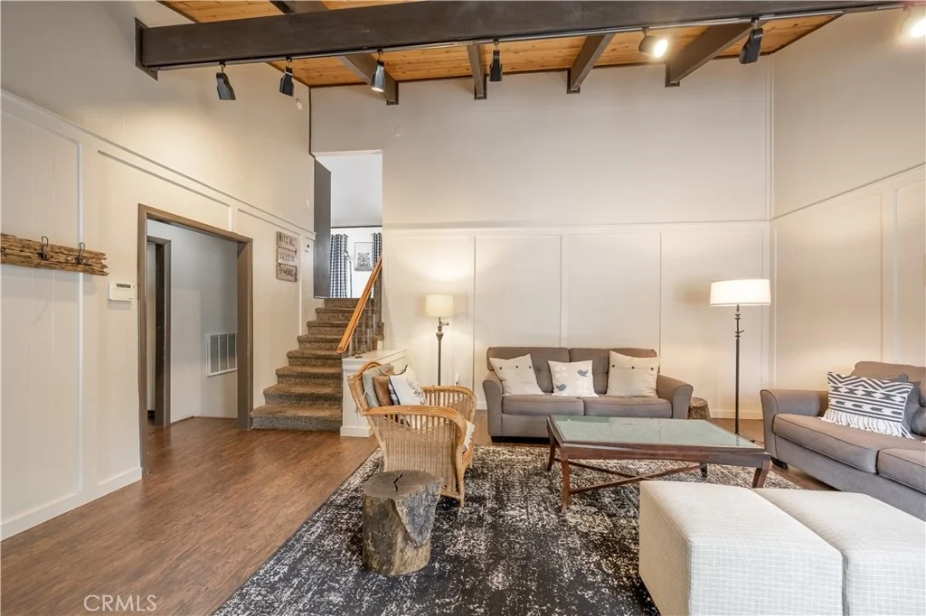 Photo of 266 Wren Drive