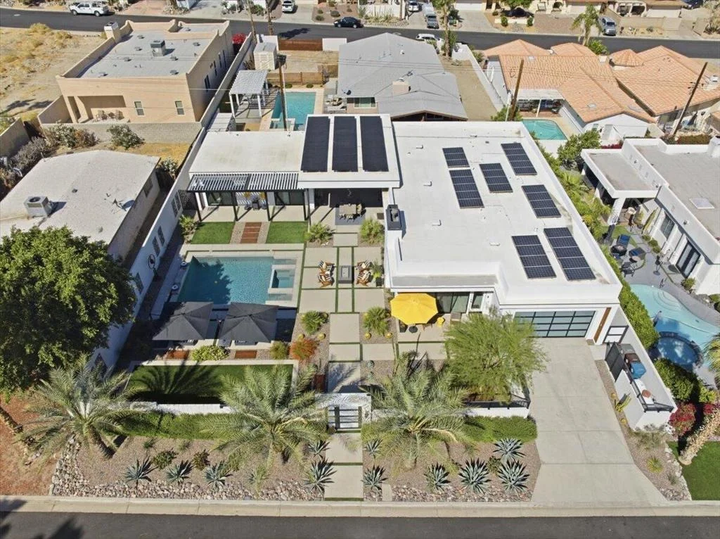 Photo of 54905 Avenida Obregon