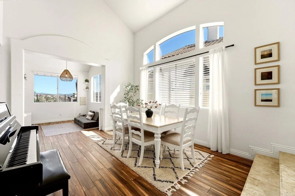 Photo of 2467 Rock View
