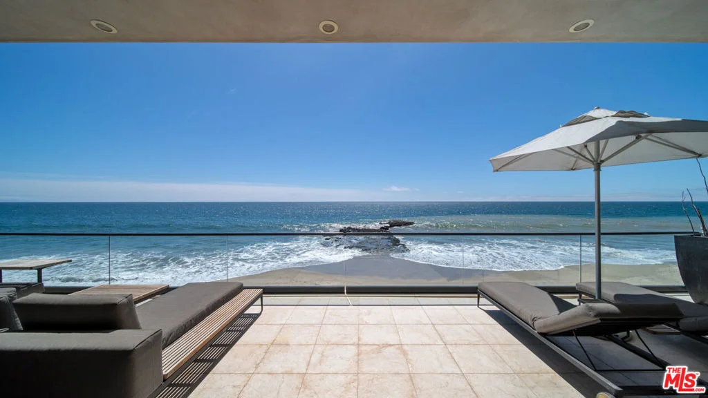 Photo of 25250 Malibu Road