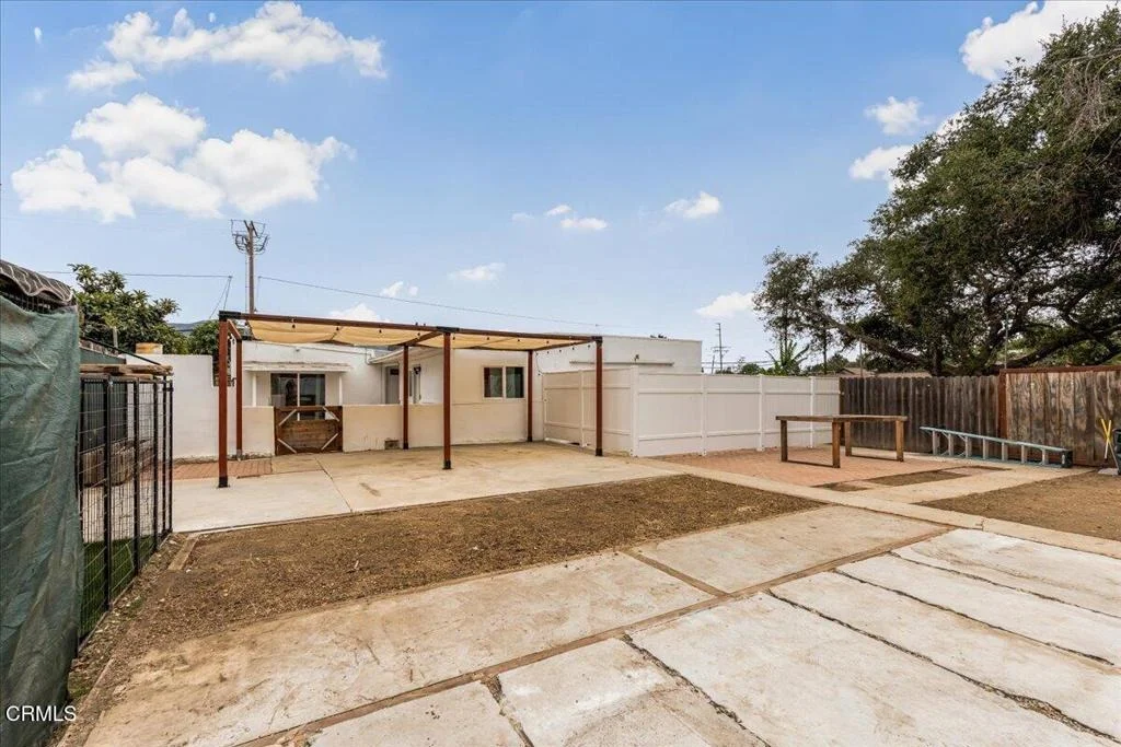 Photo of 1155 Richmond Road