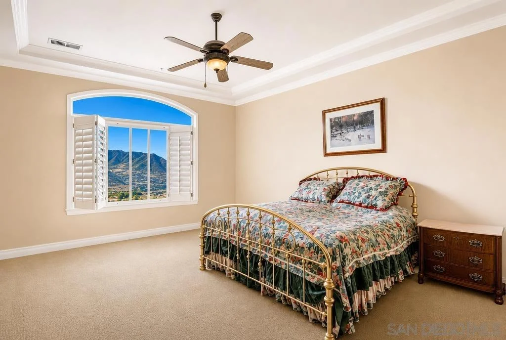 Photo of 991 River Oaks