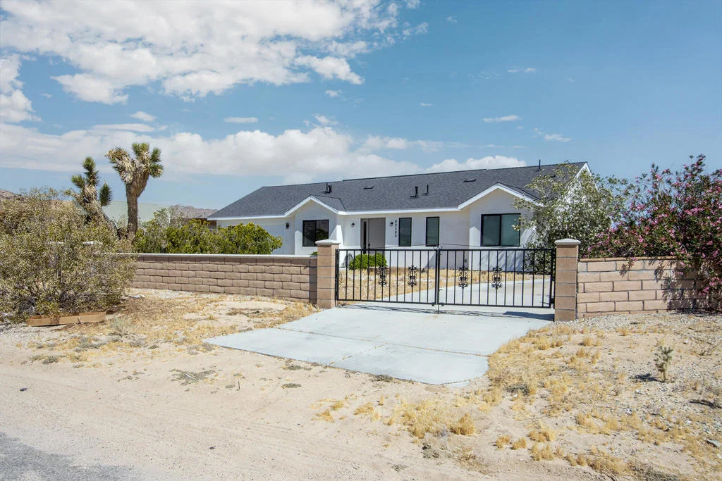 Photo of 62290 Crestview Drive