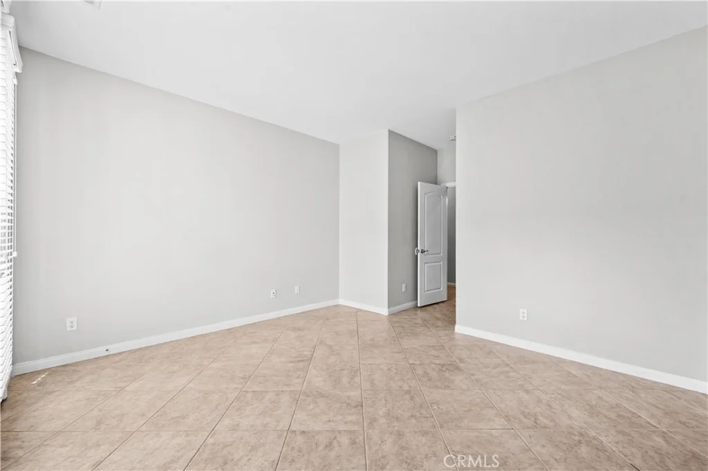 Photo of 17920 Log Hill