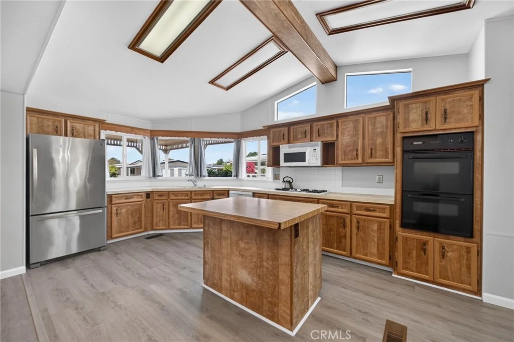 Photo of 564 De Soto Drive