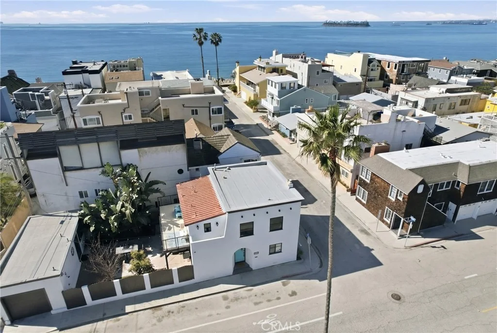 Photo of 6600 E Ocean
