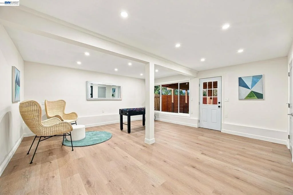 Photo of 2500 Lancaster Ct