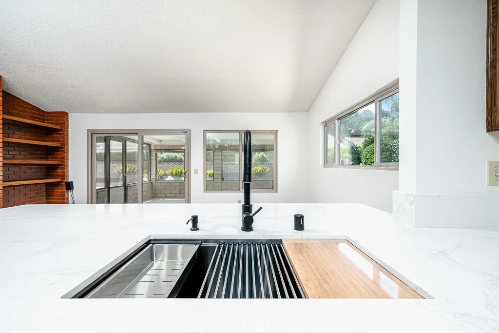 Photo of 1329 Hickory Drive
