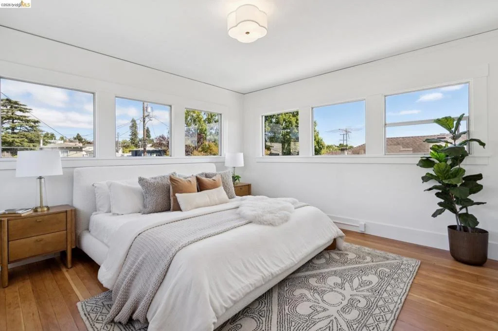 Photo of 4187 Emerald Street
