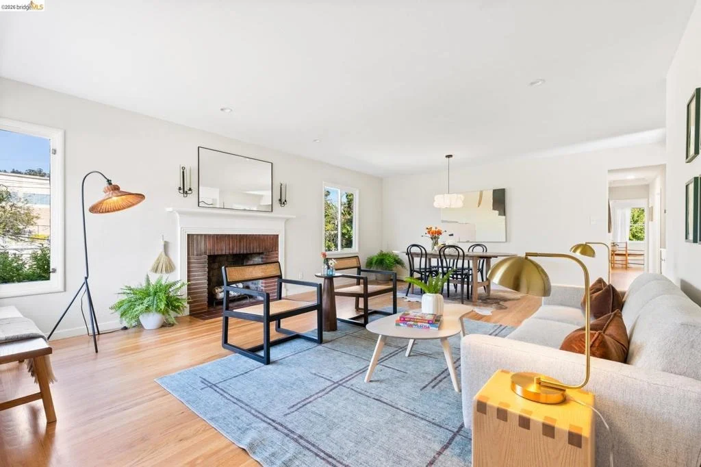 Photo of 7232 Lincoln Ave