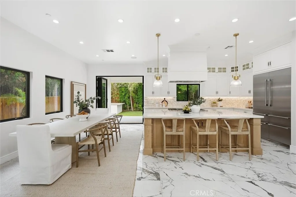 Photo of 2126 Havemeyer Lane