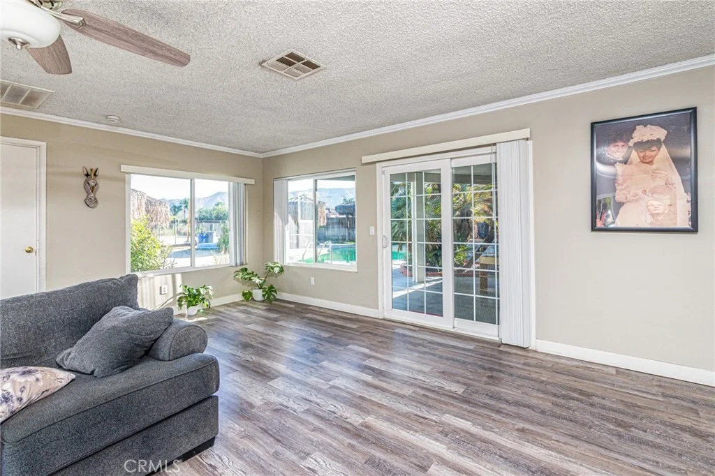 Photo of 21321 Lemon