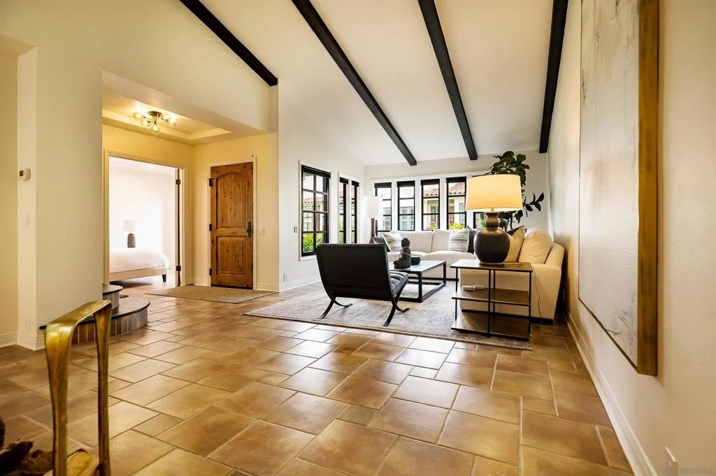 Photo of 6117 La Flecha