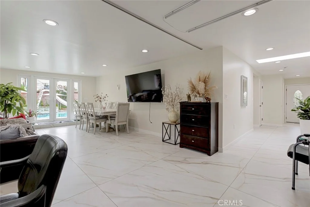 Photo of 1503 Coronel