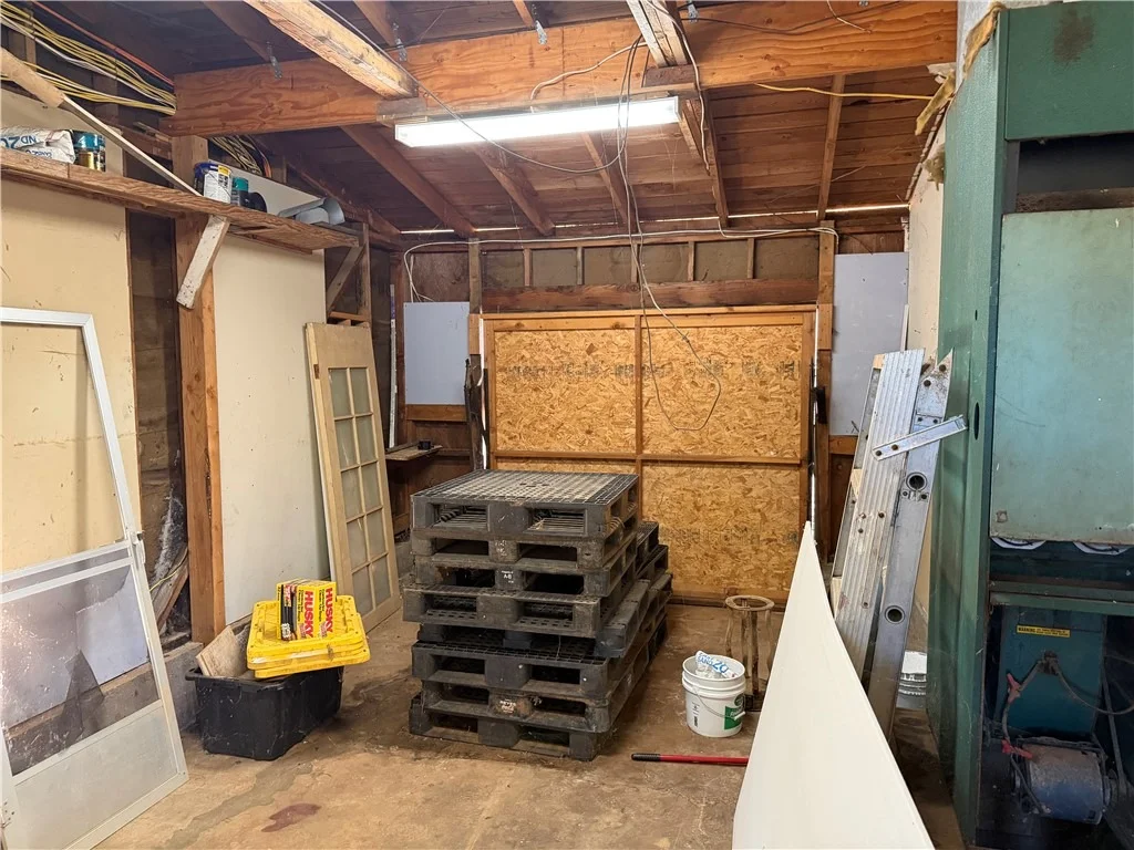 Photo of 5726 Newland