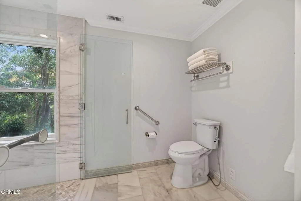 Photo of 2247 Westwood Drive
