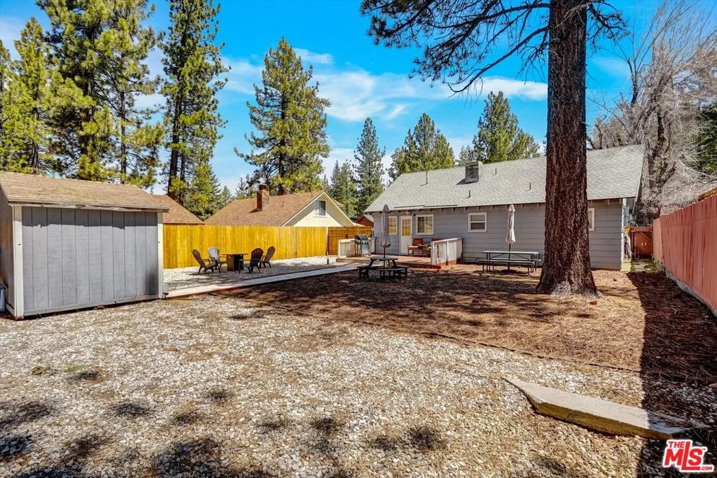 Photo of 404 Oriole Drive