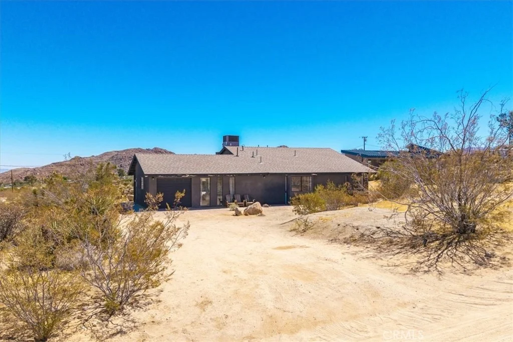 Photo of 7119 Saddleback Road