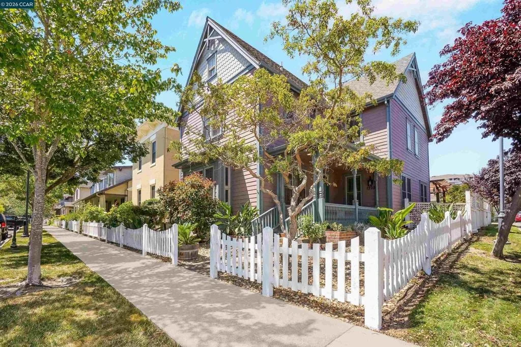 Photo of 1220 Promenade St