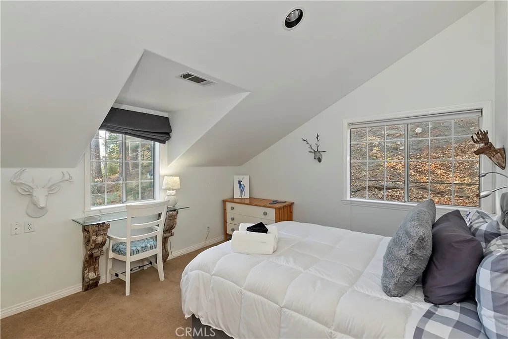 Photo of 27832 St Bernard