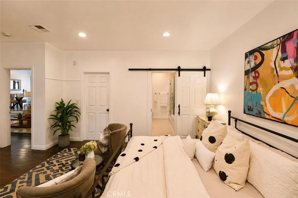 Photo of 6442 Sunside