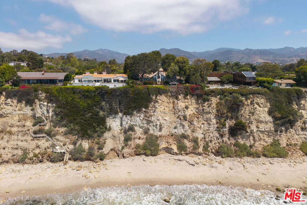Photo of 28980 Cliffside Drive