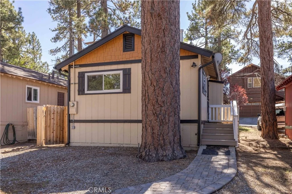 Photo of 667 Lintner Road