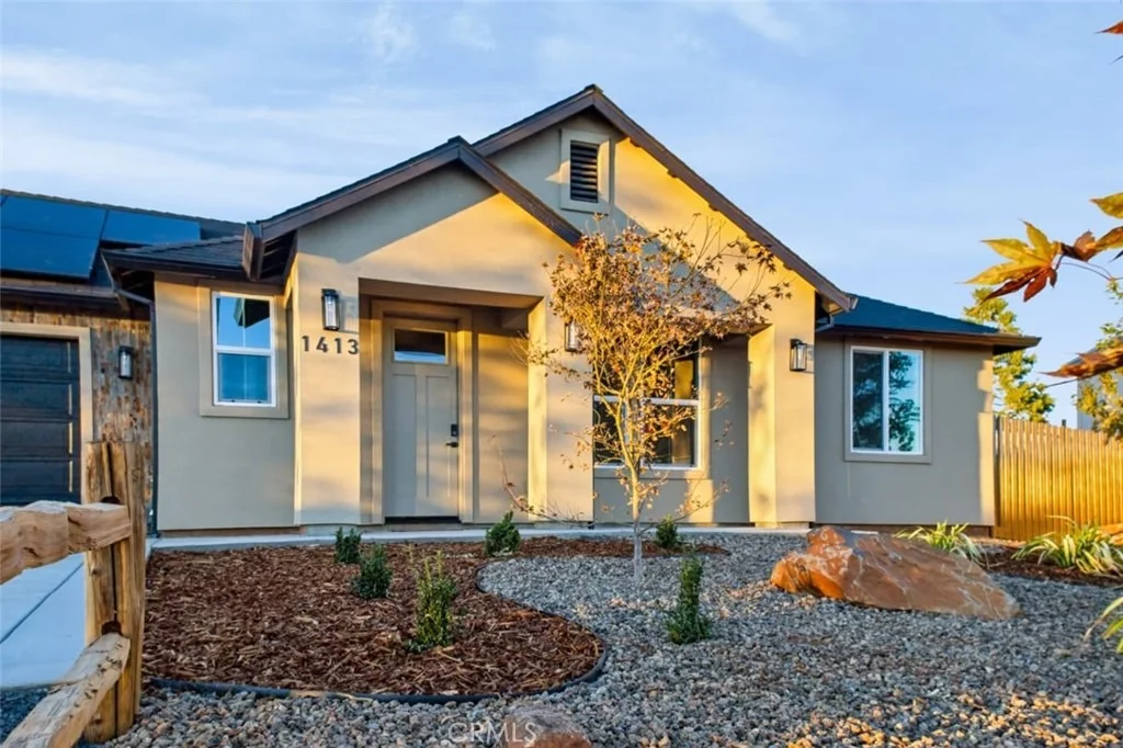 Photo of 1413 W Dottie Lane