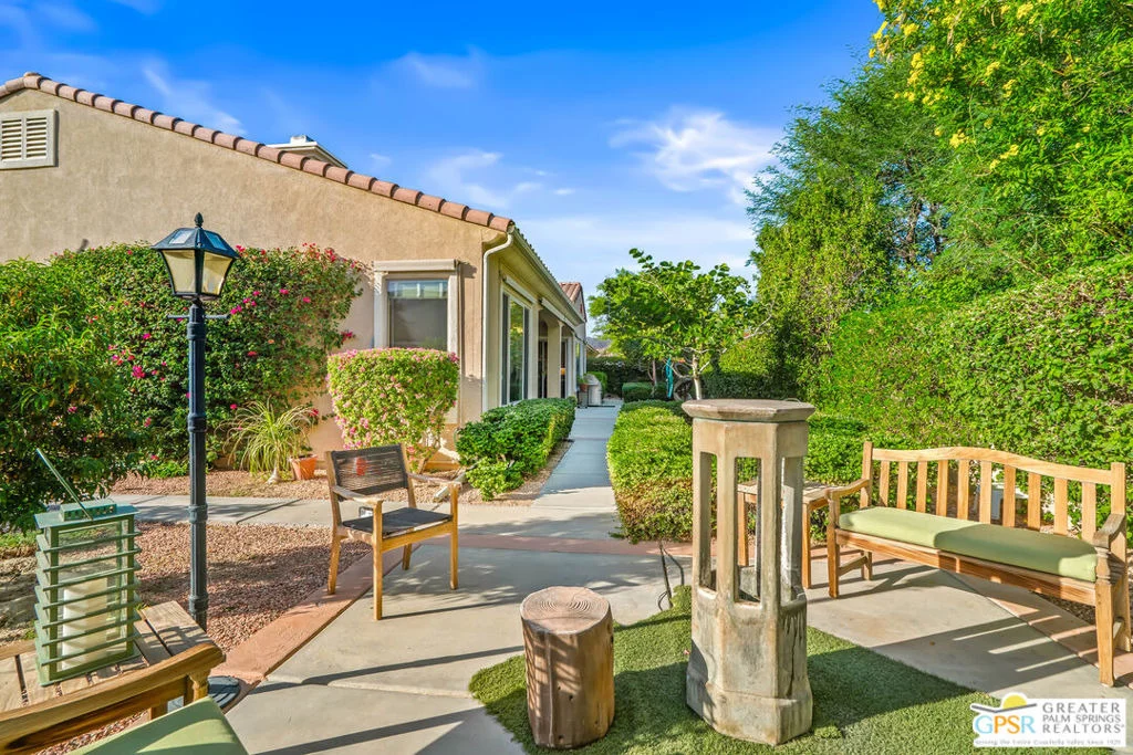 Photo of 40514 Calle Estela