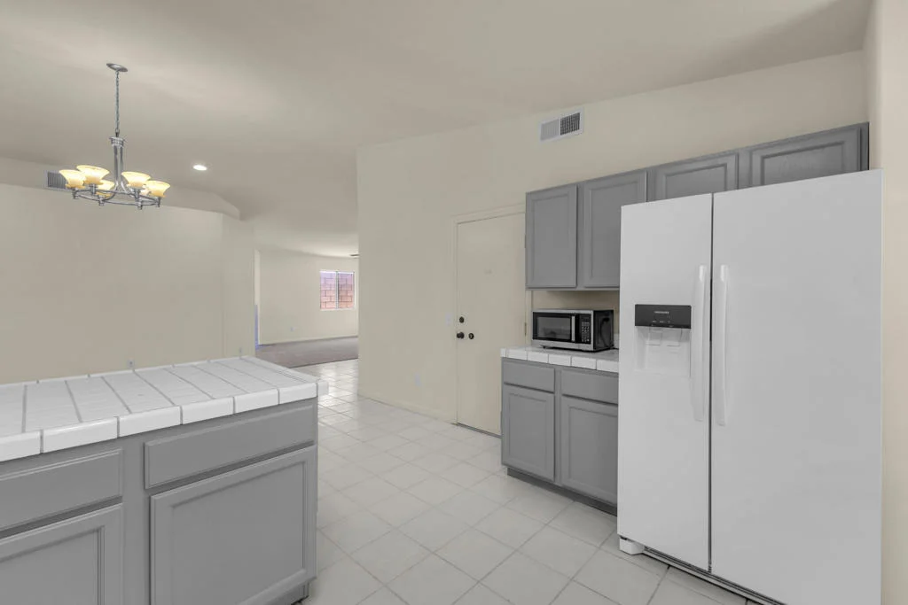 Photo of 52300 Avenida Herrera
