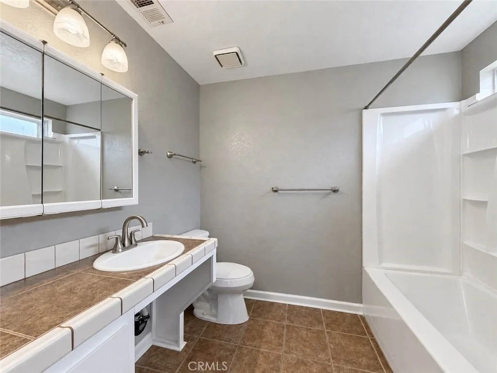 Photo of 1101 Cherry Lane