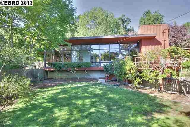 Photo of 25 SUNSET DR