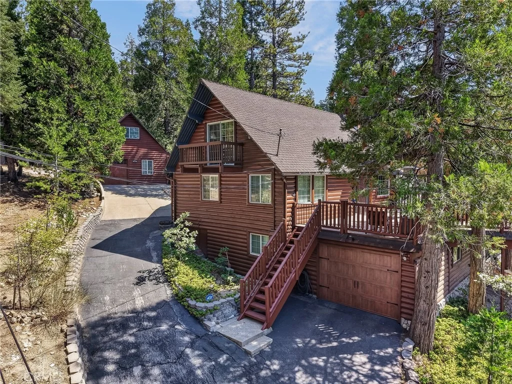 Photo of 615 Grass Valley Rd