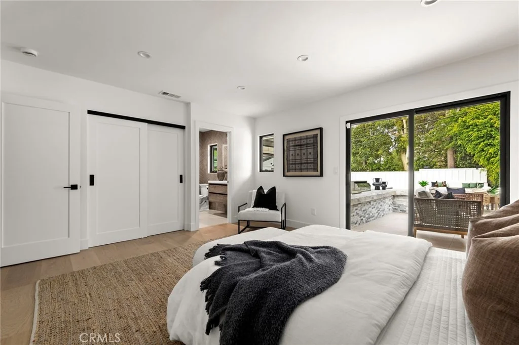 Photo of 1470 Bryant Drive E