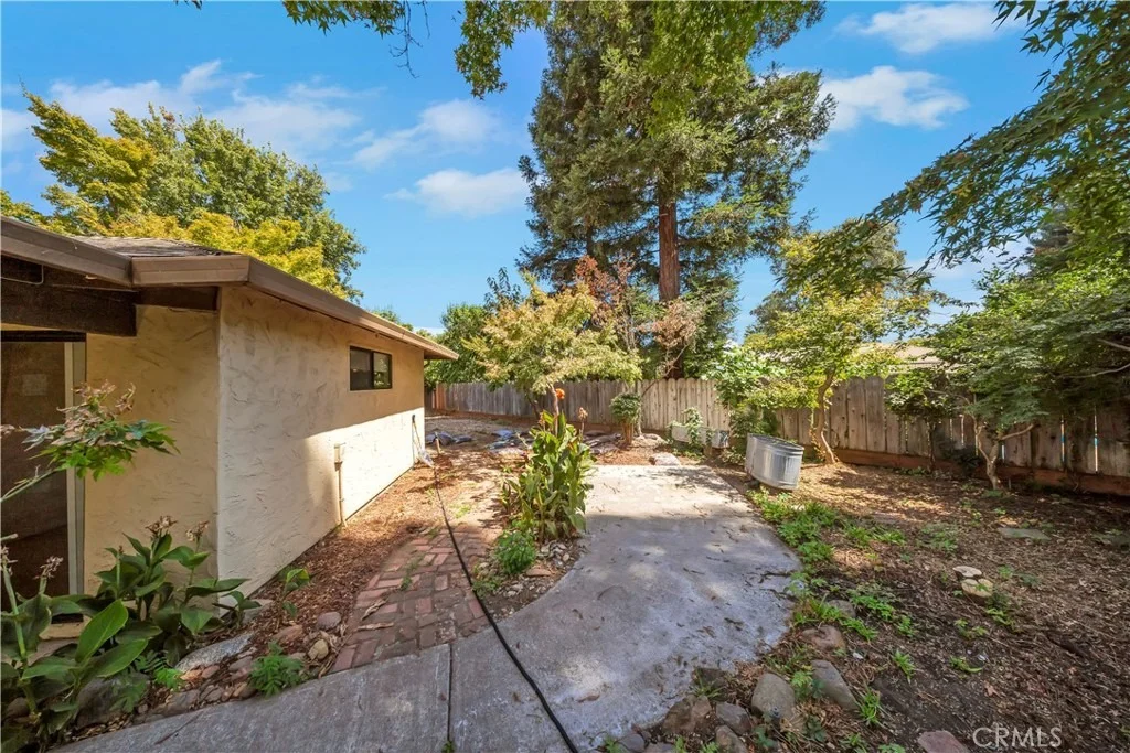 Photo of 645 Black Oak Drive