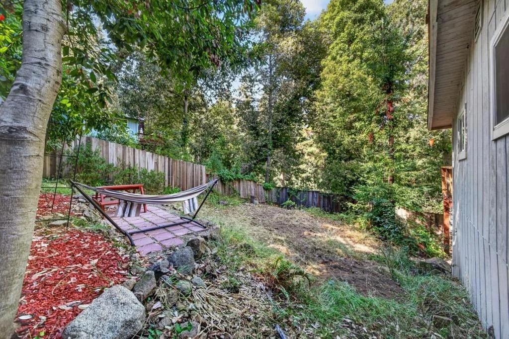 Photo of 121 Mahogany Way