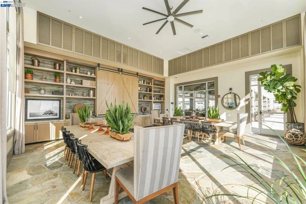 Photo of 4247 Healdsburg Way