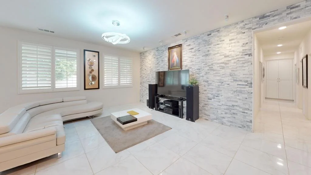 Photo of 82956 Wordsworth Court