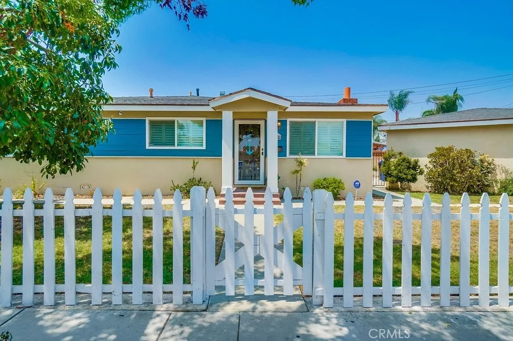 Photo of 13609 Downey Avenue