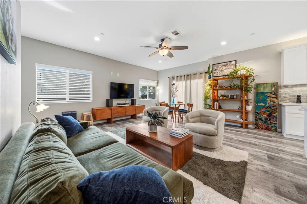 Photo of 1650 Paraiso
