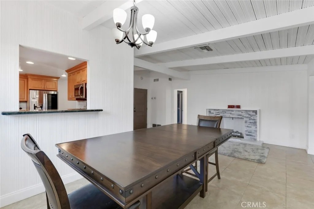 Photo of 18027 Hatton Street