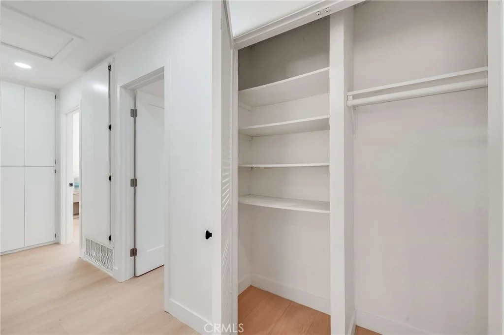 Photo of 6425 Stover