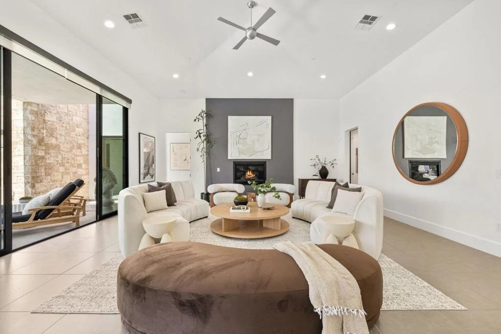 Photo of 3085 Arroyo Seco