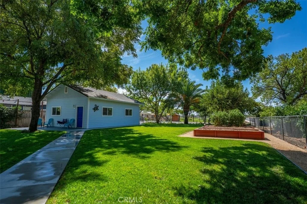 Photo of 1221 Pear