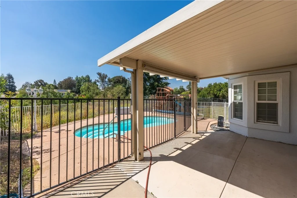 Photo of 12908 South Lane