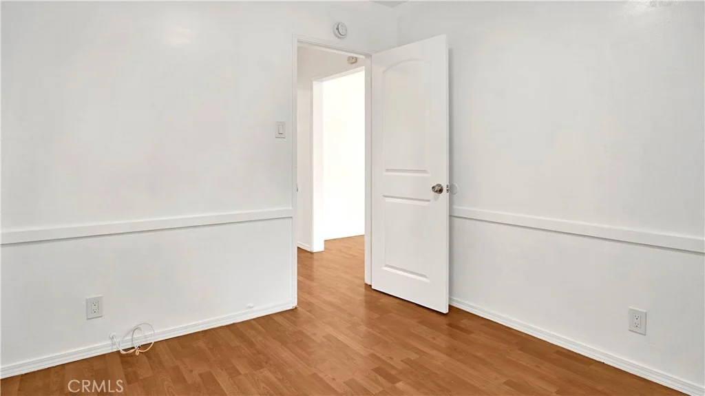 Photo of 9714 Paramount