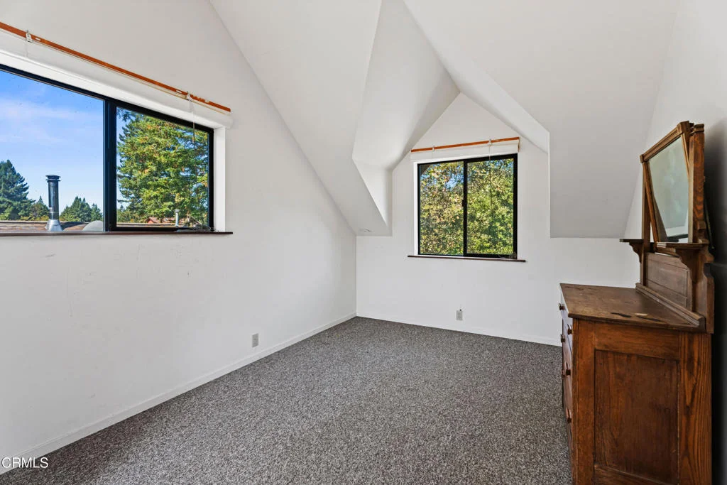 Photo of 28580 Comptche Ukiah Road