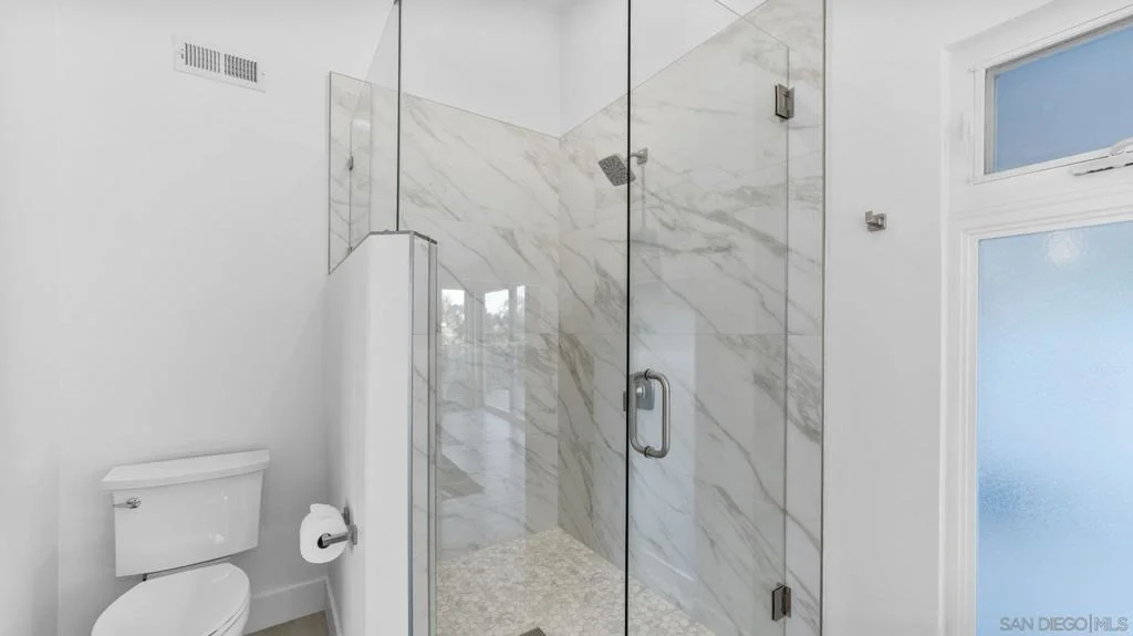 Photo of 4909 Pacifica