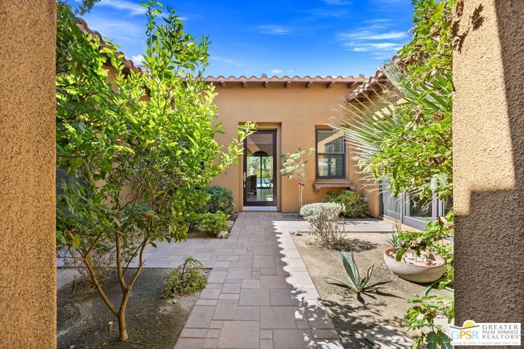 Photo of 33 Alicante Circle
